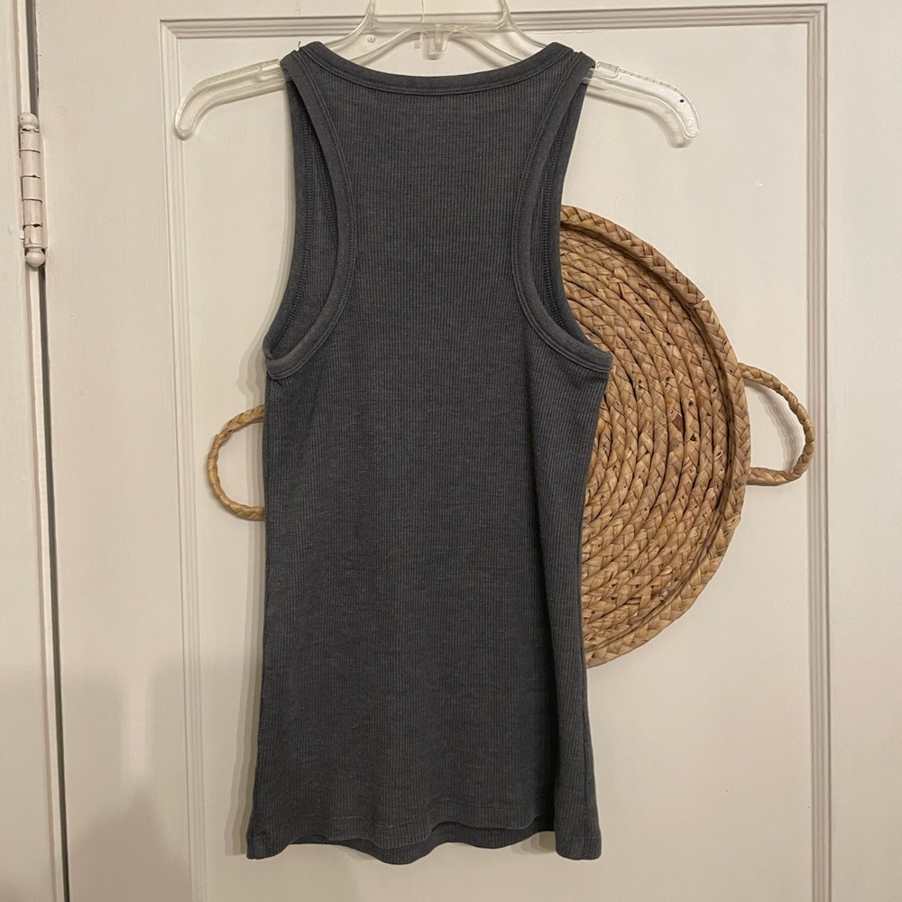 Aerie Gray Ribbed Top. Henley tank with buttons. Size small. Good condition. - Picture 3 of 4